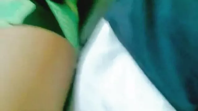 Động nam diễn viên s ...